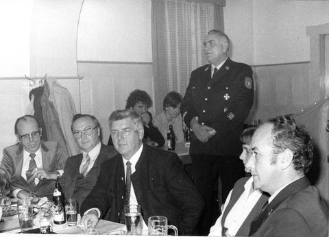 Ehrungen im Gasthaus Zur Sonne zur 100-Jahr-Feier 1977